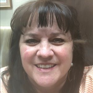 Meet your Posher, Dana